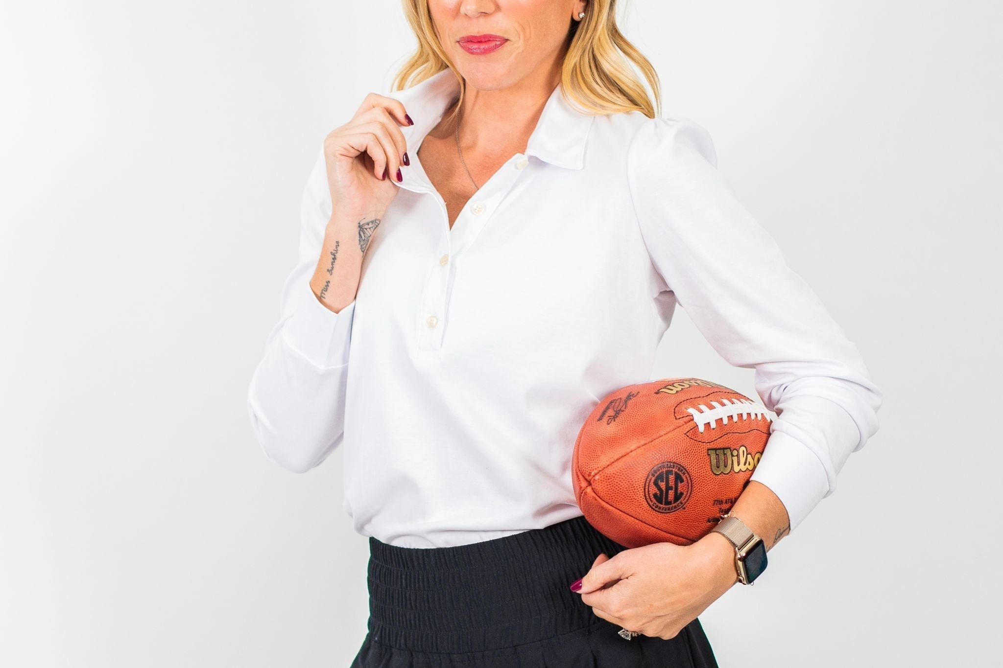 Amanda's Essential Long Sleeve Top: Solid Style, Timeless Comfort.